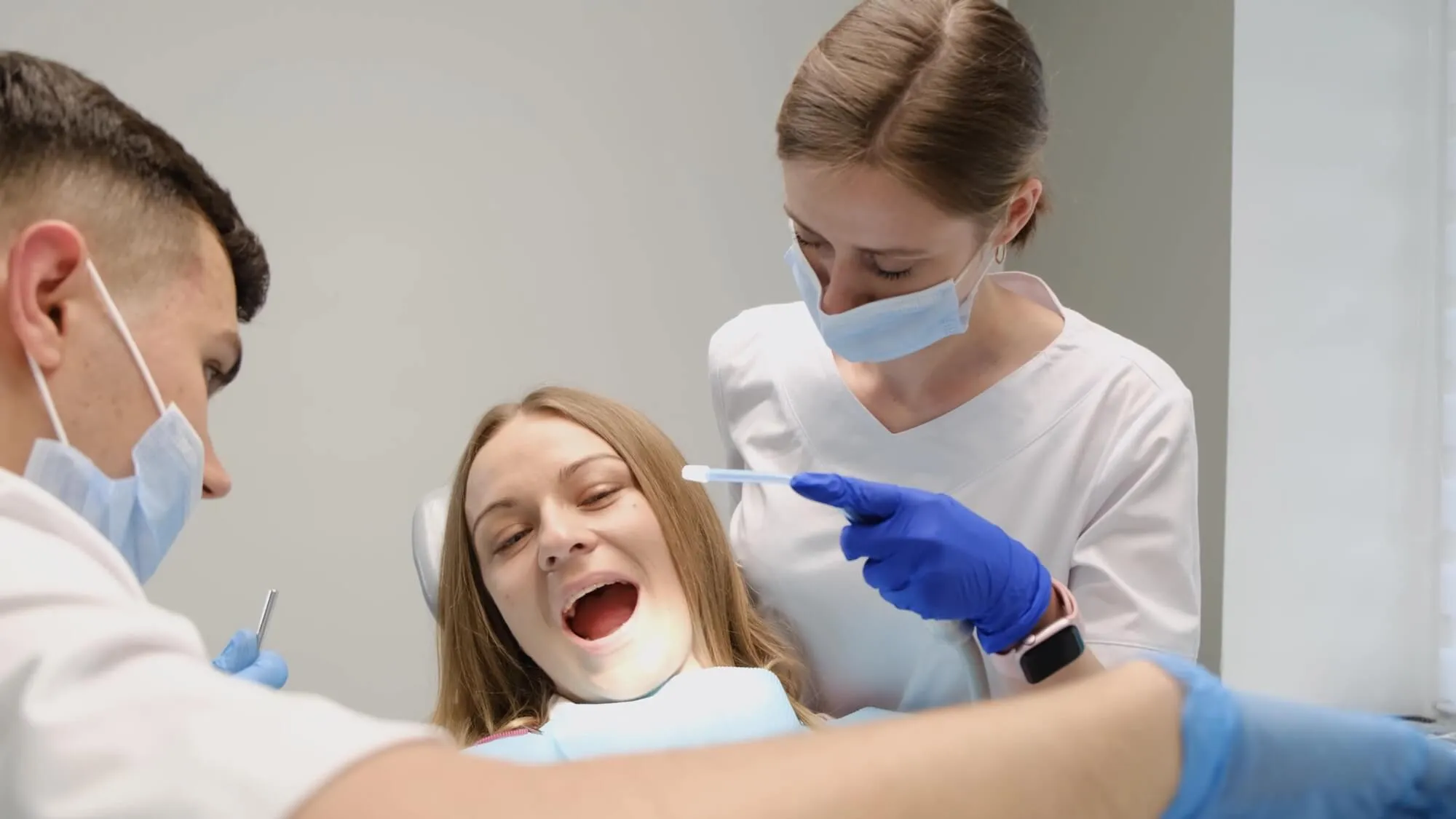 dentist-in-miramar-and-patient